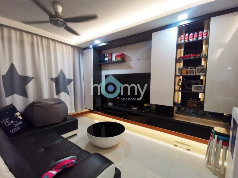 662D Edgedale Plains, 5 Rm Punggol HDB for Sale