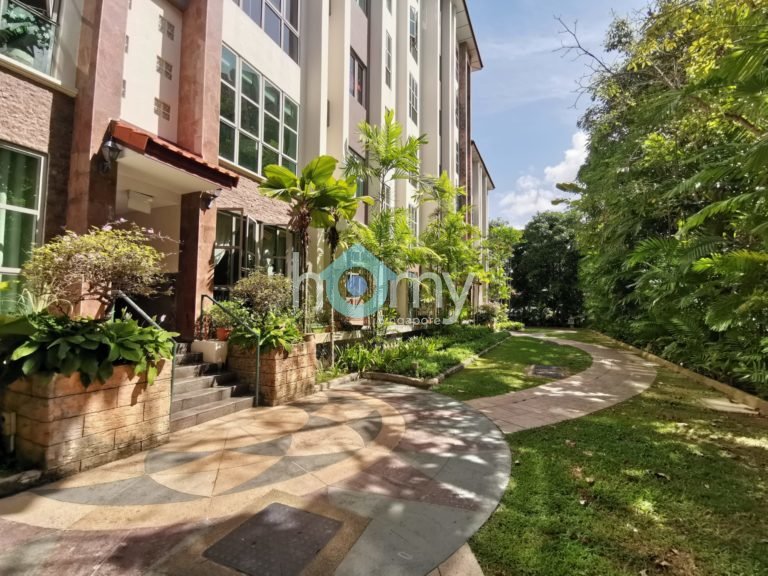 Landbay Condo 2 房公寓出售 - 东海岸永久地契公寓