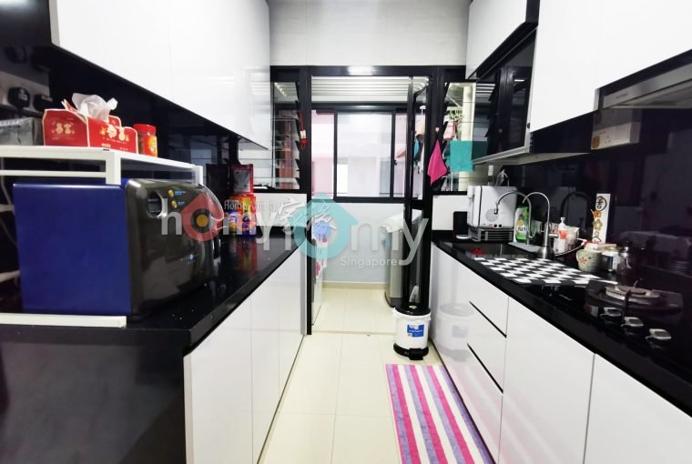 995C Buangkok Crescent 3-rm HDB for Sale