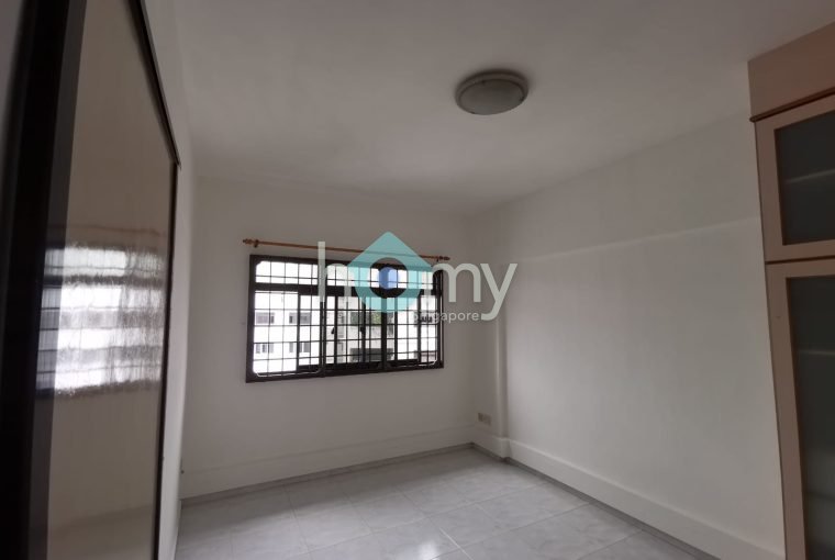 673B Jurong West 5-Room HDB for Rent