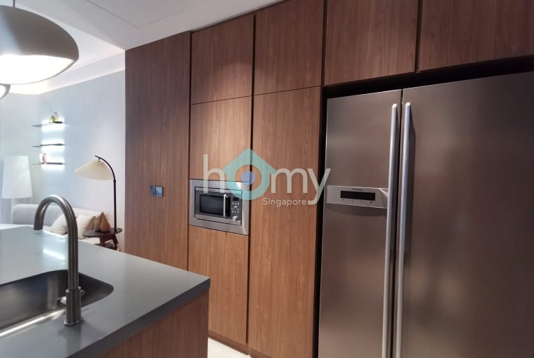 Skies Miltonia, 5 Bedroom Town House for Sale