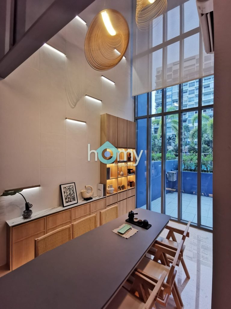 Skies Miltonia, Rare 5 Bedroom Landed Town House for Sale