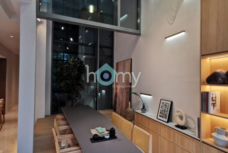 Skies Miltonia, 5 Bedroom Town House for Sale