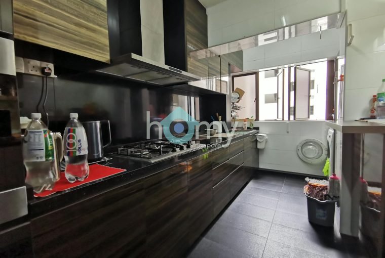 706 Woodlands Drive 40 HDB 5 Room for Sale