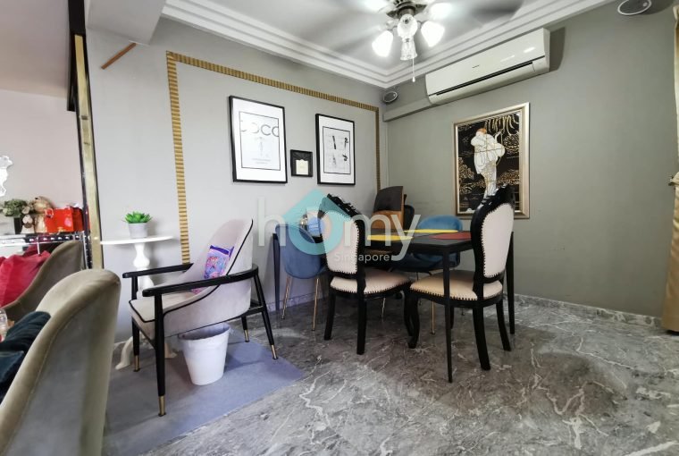 706 Woodlands Drive 40 HDB 5 Room for Sale