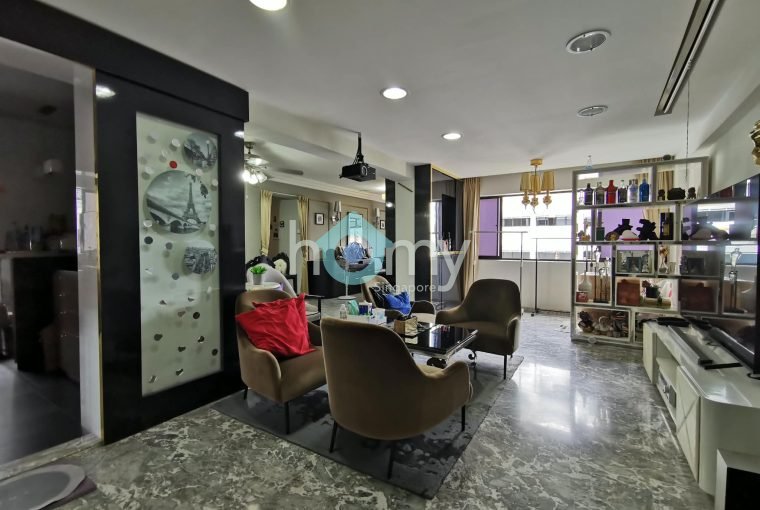 706 Woodlands Drive 40 HDB 5 Room for Sale